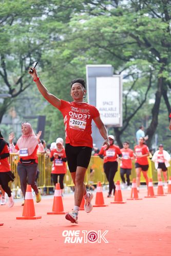 Race photo from ONE RUN 10K 2025