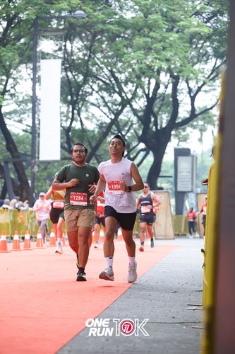 Race photo from ONE RUN 10K 2025