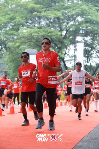 Race photo from ONE RUN 10K 2025