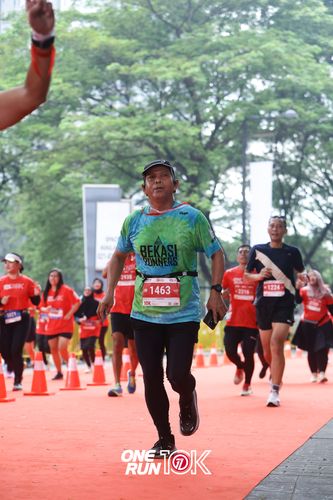 Race photo from ONE RUN 10K 2025