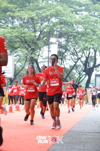 Race photo from ONE RUN 10K 2025