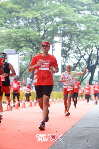 Race photo from ONE RUN 10K 2025