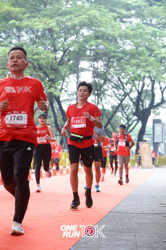 Race photo from ONE RUN 10K 2025