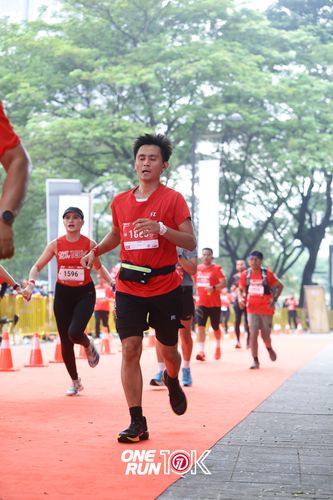 Race photo from ONE RUN 10K 2025