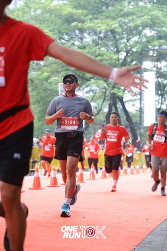 Race photo from ONE RUN 10K 2025
