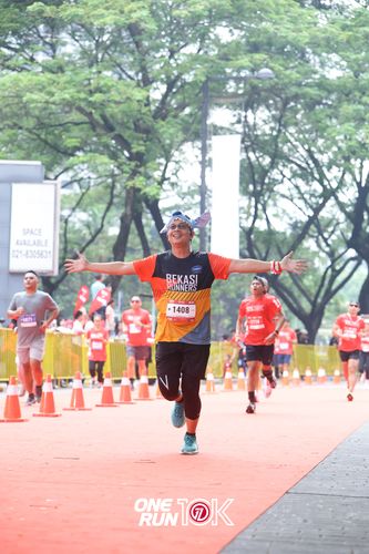 Race photo from ONE RUN 10K 2025