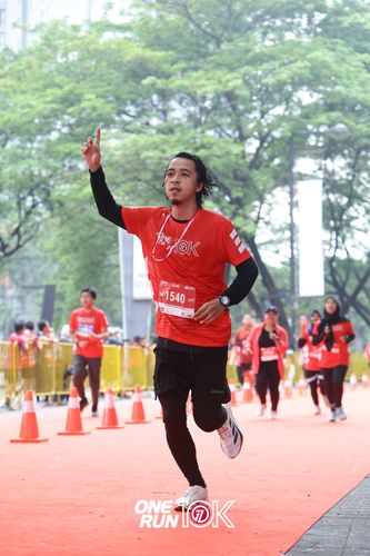 Race photo from ONE RUN 10K 2025