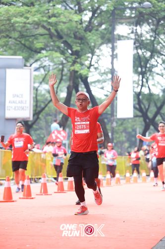 Race photo from ONE RUN 10K 2025