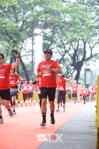 Race photo from ONE RUN 10K 2025