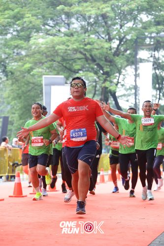 Race photo from ONE RUN 10K 2025