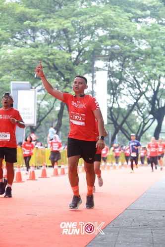 Race photo from ONE RUN 10K 2025
