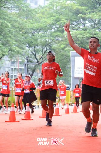 Race photo from ONE RUN 10K 2025