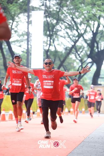 Race photo from ONE RUN 10K 2025