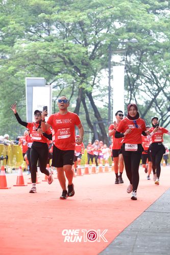 Race photo from ONE RUN 10K 2025