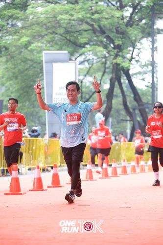 Race photo from ONE RUN 10K 2025