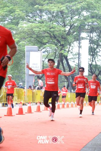 Race photo from ONE RUN 10K 2025