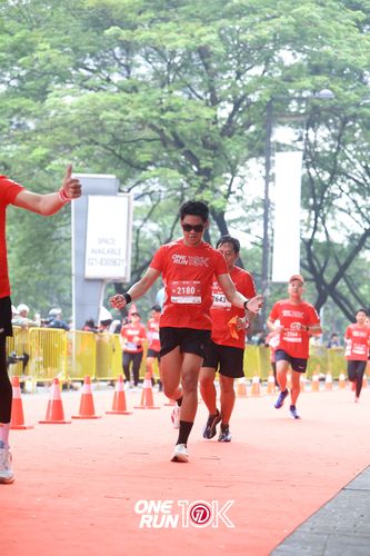 Race photo from ONE RUN 10K 2025