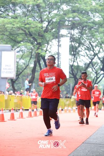 Race photo from ONE RUN 10K 2025