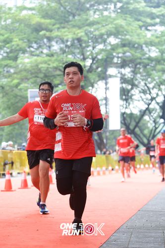 Race photo from ONE RUN 10K 2025