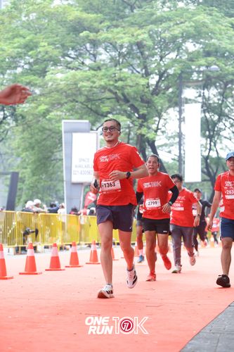 Race photo from ONE RUN 10K 2025