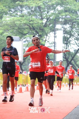 Race photo from ONE RUN 10K 2025