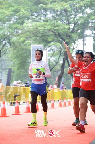 Race photo from ONE RUN 10K 2025