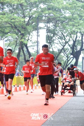 Race photo from ONE RUN 10K 2025