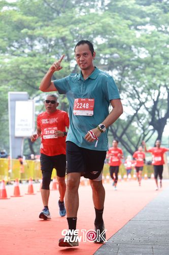 Race photo from ONE RUN 10K 2025