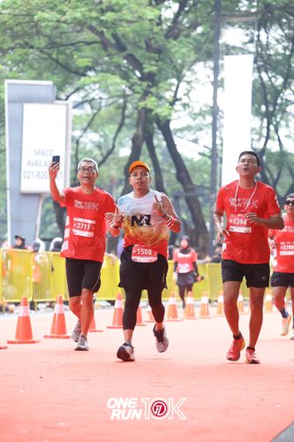 Race photo from ONE RUN 10K 2025
