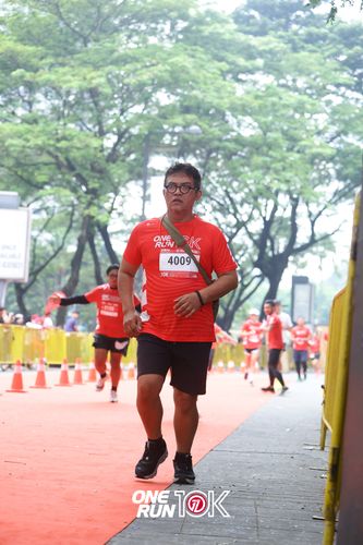 Race photo from ONE RUN 10K 2025