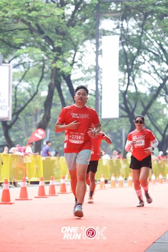 Race photo from ONE RUN 10K 2025