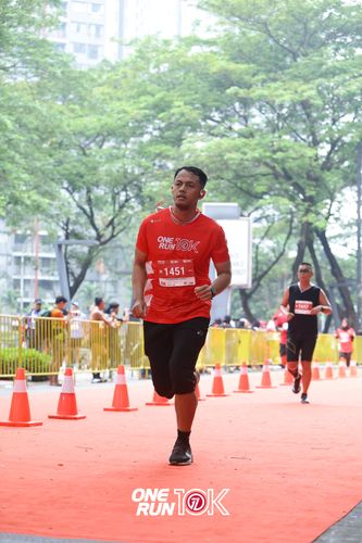 Race photo from ONE RUN 10K 2025