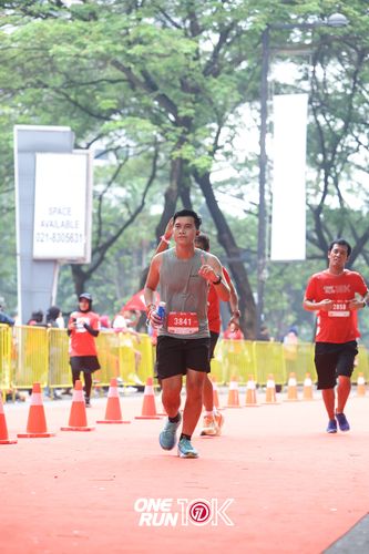 Race photo from ONE RUN 10K 2025