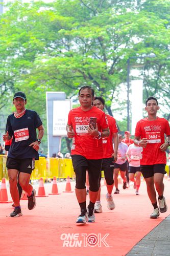 Race photo from ONE RUN 10K 2025