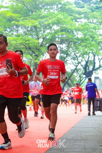 Race photo from ONE RUN 10K 2025
