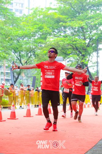 Race photo from ONE RUN 10K 2025