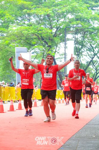 Race photo from ONE RUN 10K 2025