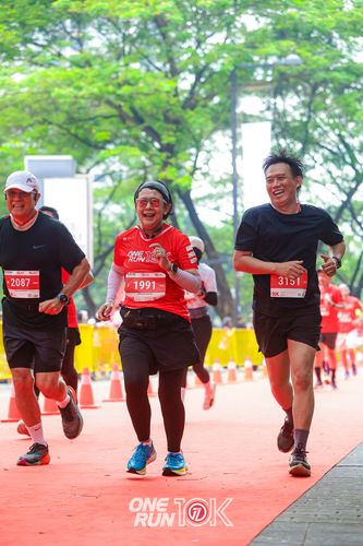 Race photo from ONE RUN 10K 2025
