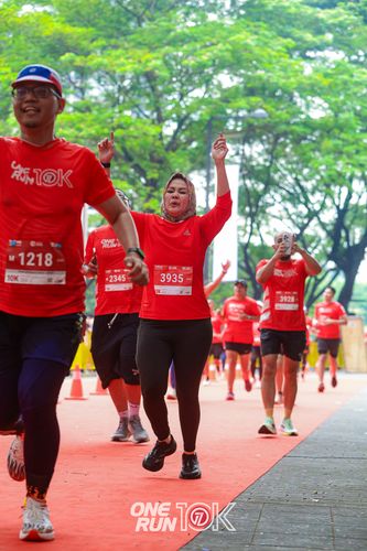 Race photo from ONE RUN 10K 2025