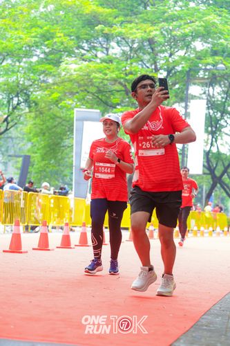 Race photo from ONE RUN 10K 2025