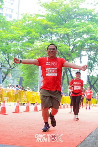 Race photo from ONE RUN 10K 2025