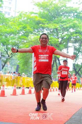 Race photo from ONE RUN 10K 2025