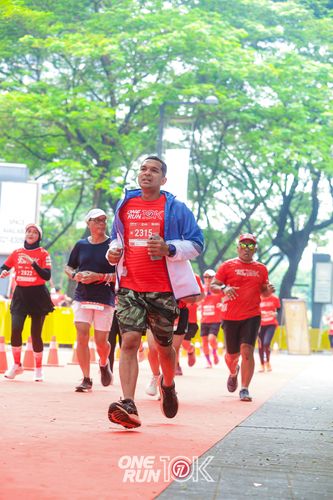 Race photo from ONE RUN 10K 2025