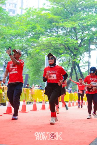 Race photo from ONE RUN 10K 2025