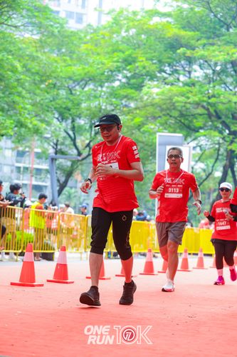 Race photo from ONE RUN 10K 2025