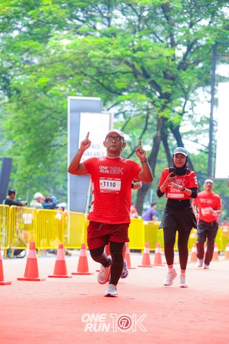 Race photo from ONE RUN 10K 2025