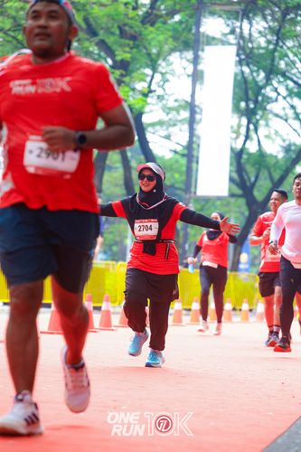 Race photo from ONE RUN 10K 2025