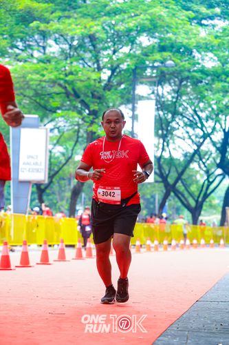 Race photo from ONE RUN 10K 2025