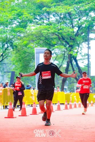 Race photo from ONE RUN 10K 2025
