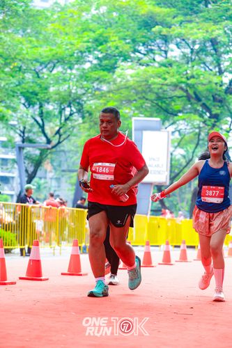 Race photo from ONE RUN 10K 2025